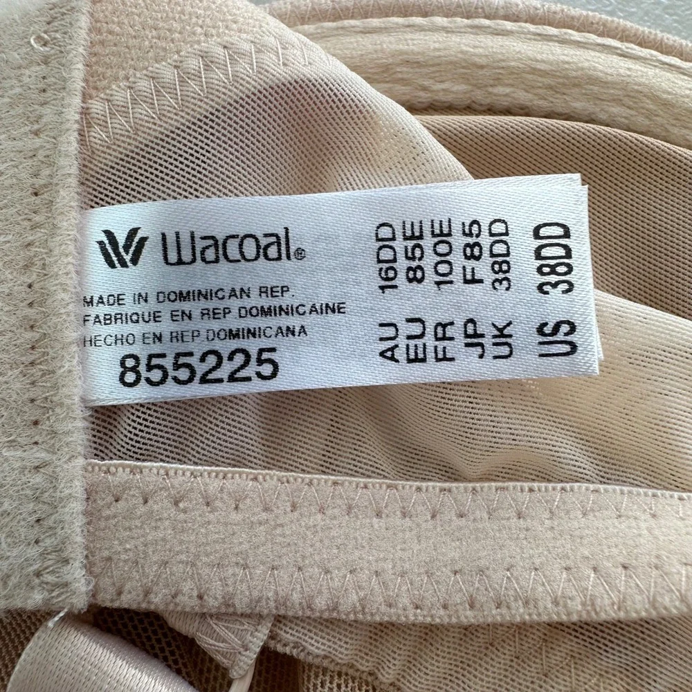 Wacoal Stark Beauty Underwire Bra Women 38DD Nude Lace Seamless NWT